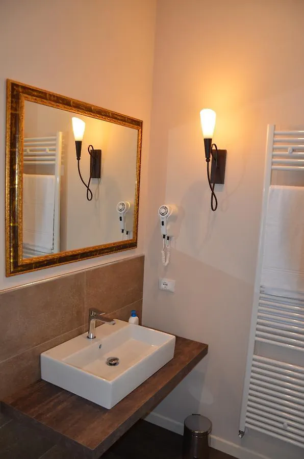 H2O Bed & Breakfast Sirmione 0*,  Italy