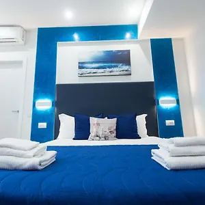 https://sweet-night.hotelitalianriviera.com
