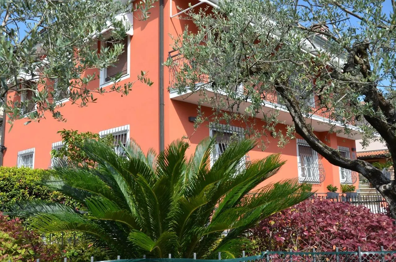 H2O Bed and Breakfast Sirmione Bed & Breakfast