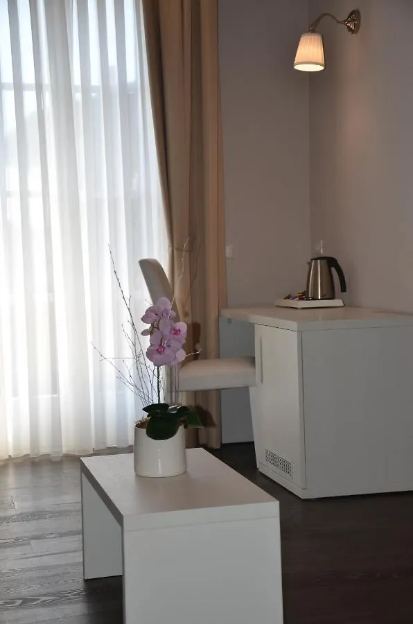 Bed & Breakfast H2O Bed and Breakfast Sirmione Italië